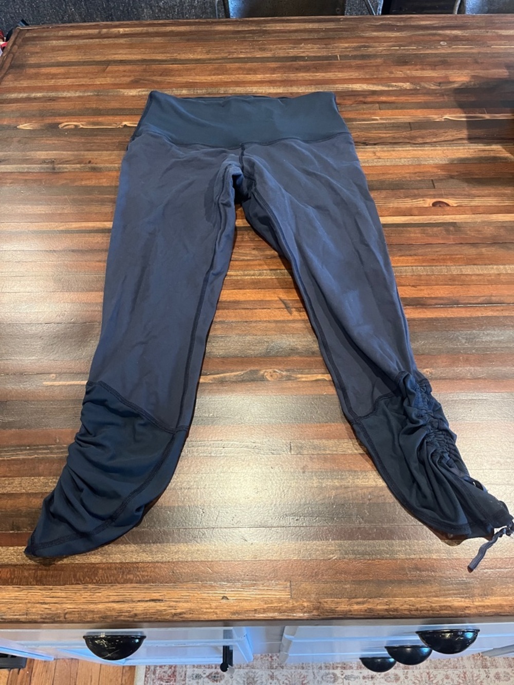 Navy Lululemon Ruched Capri Leggings size 12